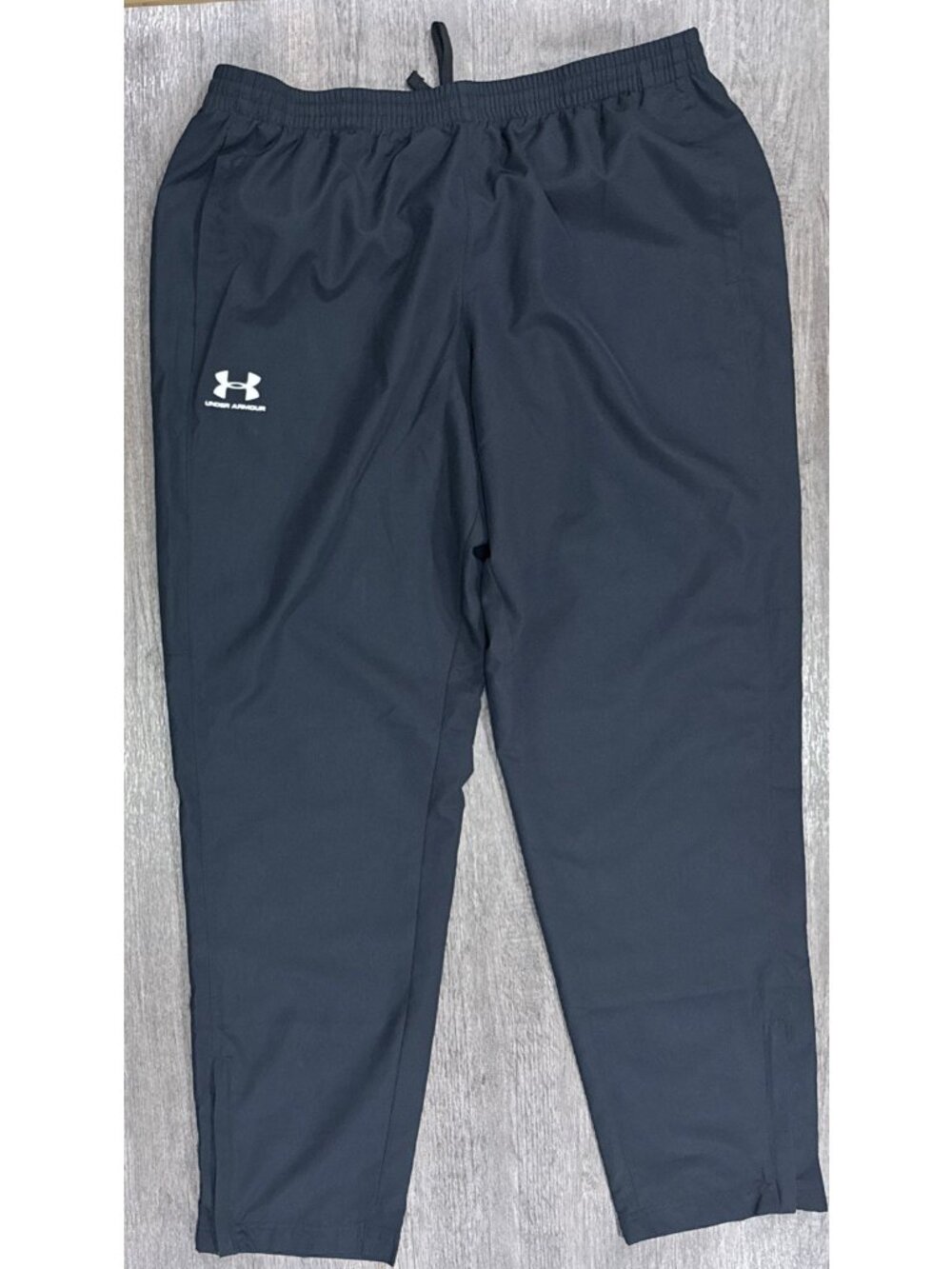 Under Armour Mens Vital Woven Track Pants Size XL Black Loose Fit Zip Leg